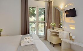 Orizon Tagoo Mykonos